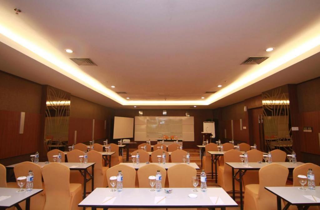 Hotel Falatehan Jakarta Exterior foto