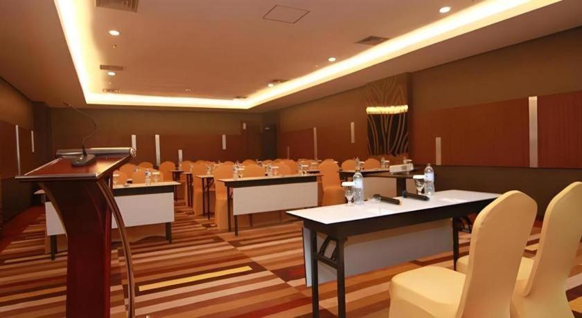 Hotel Falatehan Jakarta Exterior foto